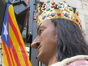 Marat&oacute; per la democr&agrave;cia. Cercavila dels gegants i capgrossos de Girona