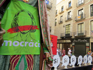 Marat&oacute; per la democr&agrave;cia. Cercavila dels gegants i capgrossos de Girona