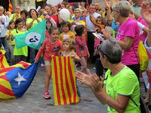 Marat&oacute; per la democr&agrave;cia. Concentraci&oacute; i parlaments a la pla&ccedil;a del Vi