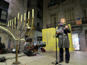 Nadal 2017. Encesa de les llums de Hanukk&agrave; a la pla&ccedil;a del Vi