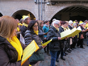 Nadal 2017. 'Un cant a la Llibertat'. Cantada de nadales a la pla&ccedil;a del Vi
