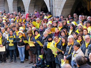 Nadal 2017. 'Un cant a la Llibertat'. Cantada de nadales a la pla&ccedil;a del Vi