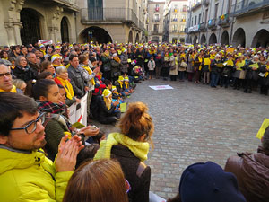 Nadal 2017. 'Un cant a la Llibertat'. Cantada de nadales a la pla&ccedil;a del Vi