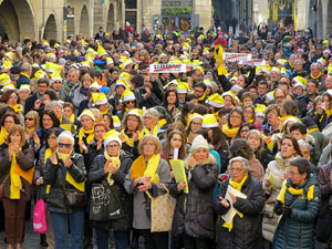 Nadal 2017. 'Un cant a la Llibertat'. Cantada de nadales a la pla&ccedil;a del Vi