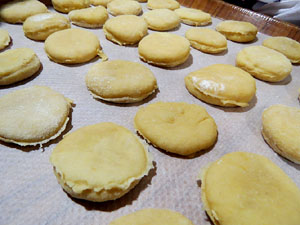 Nadal 2017. Taller de sufganiot, bunyols de Hanukk&agrave;, al Museu d'Hist&ograve;ria dels Jueus