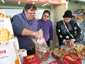 Nadal 2016. La xocolatada del Mercat del Lle&oacute; la vig&iacute;lia de Nadal