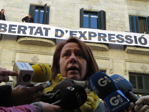 'R' de rep&uacute;blica. Acte per commemorar el primer mes de la proclamaci&oacute; de la Rep&uacute;blica, a la pla&ccedil;a