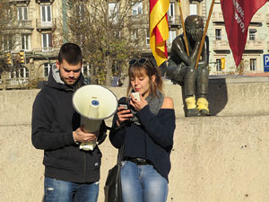Canvi de nom de la pla&ccedil;a Constituci&oacute; per pla&ccedil;a de l'1 d'octubre
