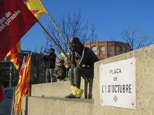 Canvi de nom de la pla&ccedil;a Constituci&oacute; per pla&ccedil;a de l'1 d'octubre