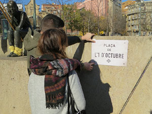 Canvi de nom de la pla&ccedil;a Constituci&oacute; per pla&ccedil;a de l'1 d'octubre