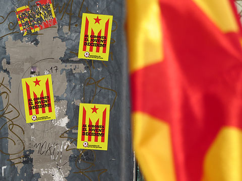 Cartells a la pla&ccedil;a