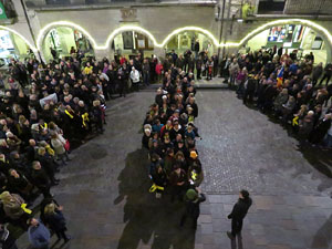 'R' de rep&uacute;blica. Acte per commemorar el primer mes de la proclamaci&oacute; de la Rep&uacute;blica, a la pla&ccedil;a