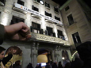'R' de rep&uacute;blica. Acte per commemorar el primer mes de la proclamaci&oacute; de la Rep&uacute;blica, a la pla&ccedil;a