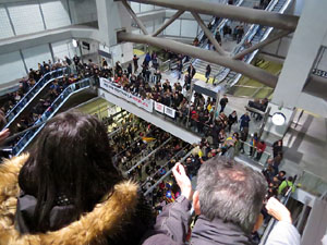 Vaga general 8 de novembre. Tall de les vies del TGV a Girona
