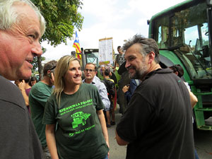 Marxa pagesa. Concentraci&oacute; de 500 tractors als carrers de Girona