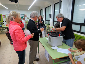 1 d'octubre 2017. Votaci&oacute; del refer&egrave;ndum a l'escola Eiximenis