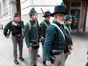 X Festa Reviu els Setges Napole&ograve;nics de Girona. Desfilada pels carrers de Girona