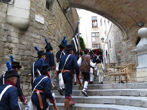 X Festa Reviu els Setges Napole&ograve;nics de Girona. Desfilada pels carrers de Girona