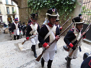 X Festa Reviu els Setges Napole&ograve;nics de Girona. Desfilada pels carrers de Girona