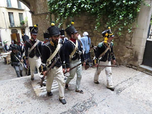 X Festa Reviu els Setges Napole&ograve;nics de Girona. Desfilada pels carrers de Girona