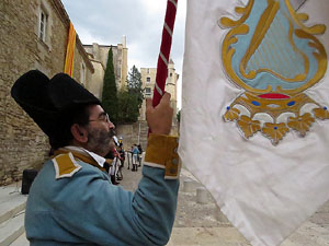 X Festa Reviu els Setges Napole&ograve;nics de Girona. Presentaci&oacute; a la pla&ccedil;a de Sant Dom&egrave;nec