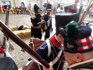 X Festa Reviu els Setges Napole&ograve;nics de Girona. Combat a la pla&ccedil;a dels Ap&ograve;stols
