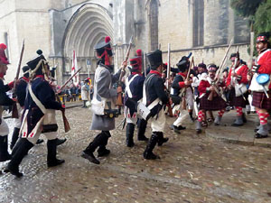 X Festa Reviu els Setges Napole&ograve;nics de Girona. Combat a la pla&ccedil;a dels Ap&ograve;stols