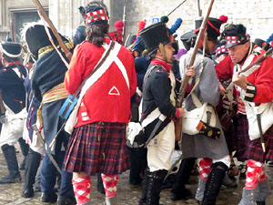 X Festa Reviu els Setges Napole&ograve;nics de Girona. Combat a la pla&ccedil;a dels Ap&ograve;stols