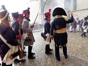 X Festa Reviu els Setges Napole&ograve;nics de Girona. Combat a la pla&ccedil;a dels Ap&ograve;stols