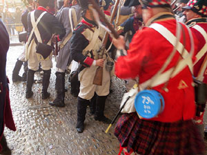 X Festa Reviu els Setges Napole&ograve;nics de Girona. Combat a la pla&ccedil;a dels Ap&ograve;stols
