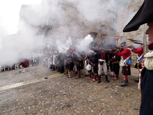 X Festa Reviu els Setges Napole&ograve;nics de Girona. Combat a la pla&ccedil;a de Sant Dom&egrave;nec