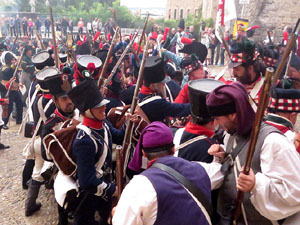 X Festa Reviu els Setges Napole&ograve;nics de Girona. Combat a la pla&ccedil;a de Sant Dom&egrave;nec