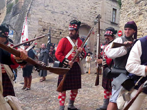 X Festa Reviu els Setges Napole&ograve;nics de Girona. Combat a la pla&ccedil;a de Sant Dom&egrave;nec
