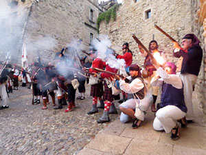 X Festa Reviu els Setges Napole&ograve;nics de Girona. Combat a la pla&ccedil;a de Sant Dom&egrave;nec