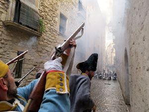 X Festa Reviu els Setges Napole&ograve;nics de Girona. Combat a la pla&ccedil;a dels Lledoners