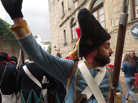 X Festa Reviu els Setges Napole&ograve;nics de Girona. Combat a la pla&ccedil;a dels Lledoners