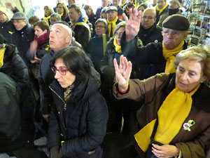 Concentraci&oacute; per la llibertat dels presos pol&iacute;tics a la pla&ccedil;a del Vi