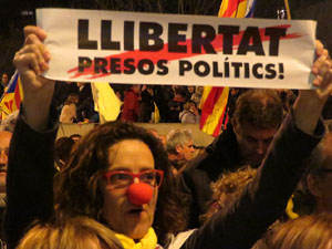 Concentraci&oacute; 'S&iacute; a la Rep&uacute;blica i al Govern leg&iacute;tim'