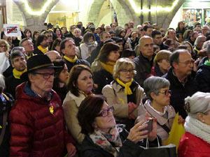 Concentraci&oacute; per la llibertat dels presos pol&iacute;tics a la pla&ccedil;a del Vi