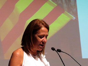 Diada Nacional 2017. Acte institucional a l'Auditori Josep Irla, amb parlaments de Marta Madrenas, Ferm&iacute; Santamaria i Dolors Bassa