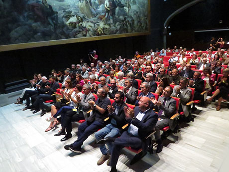 Diada Nacional 2017. Acte institucional a l'Auditori Josep Irla, amb parlaments de Marta Madrenas, Ferm&iacute; Santamaria i Dolors Bassa
