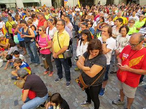 Diada Nacional 2017. Concentraci&oacute; a la pla&ccedil;a del Vi