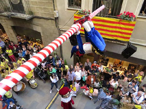 Festes de Primavera de Girona 2018. Penjada del Tarl&agrave;