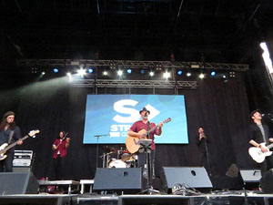 Festival Strenes 2018. Concert de Projecte Mut a la pla&ccedil;a Catalunya