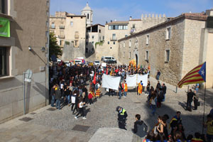 Concentraci&oacute; per la llibertat dels presos pol&iacute;tics a la pla&ccedil;a del Vi