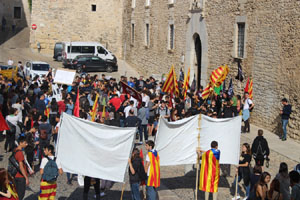 Concentraci&oacute; per la llibertat dels presos pol&iacute;tics a la pla&ccedil;a del Vi
