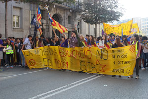Concentraci&oacute; per la llibertat dels presos pol&iacute;tics a la pla&ccedil;a del Vi