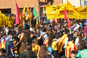 Concentraci&oacute; per la llibertat dels presos pol&iacute;tics a la pla&ccedil;a del Vi