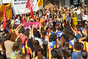 Concentraci&oacute; per la llibertat dels presos pol&iacute;tics a la pla&ccedil;a del Vi