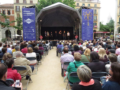 Festival A Cappella 2018. Actuaci&oacute; d'Audiofeel a la pla&ccedil;a de la Independ&egrave;ncia